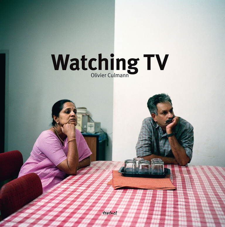 Editions Textuel -  Watching TV