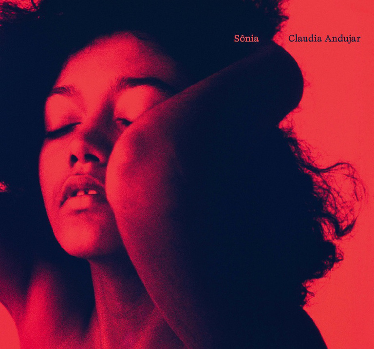 Editions Textuel -  Sõnia