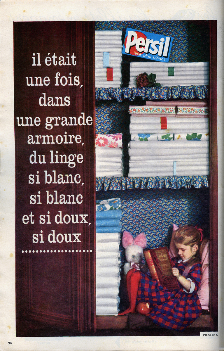 Editions Textuel -  fabrique-filles-textuel-6.jpg