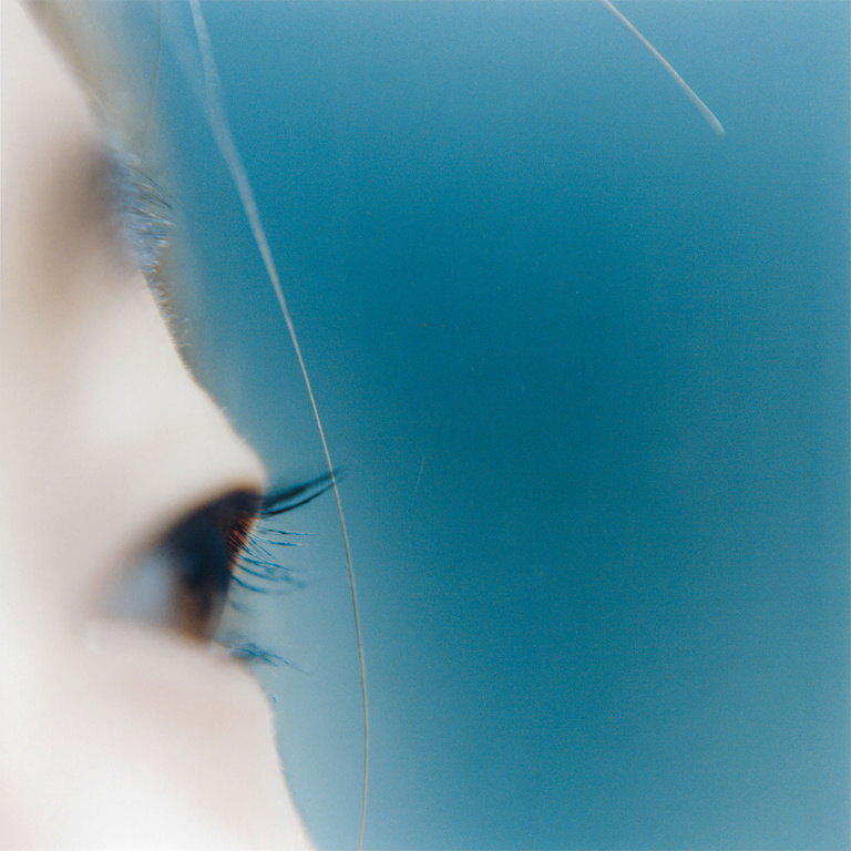 Editions Textuel -  rinko-kawauchi-the-eyes-the-ears.jpg