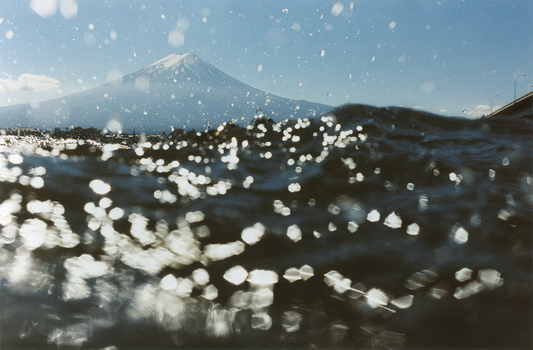 Editions Textuel -  asako-narahashi-kawaguchikko-half-awake-half-asleep.jpg